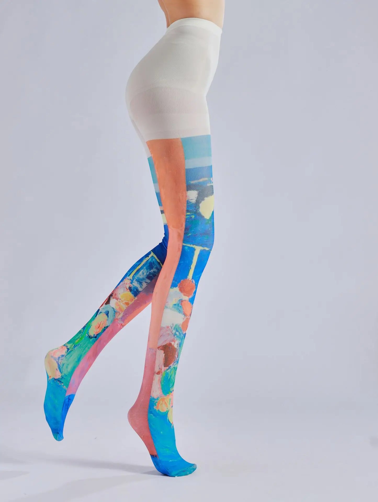 Small group patterned pantyhose with colorful silk stockings